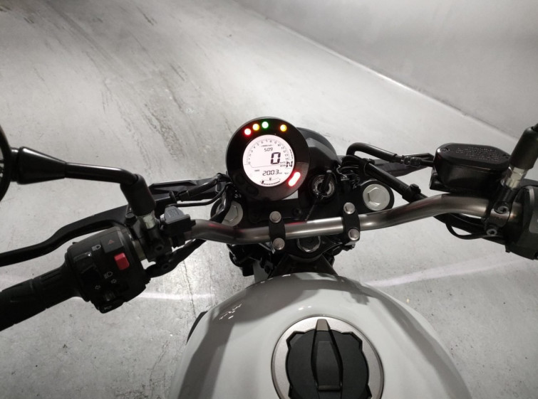 Мотоцикл Kawasaki ELIMINATOR 400 с пробегом 2003 km