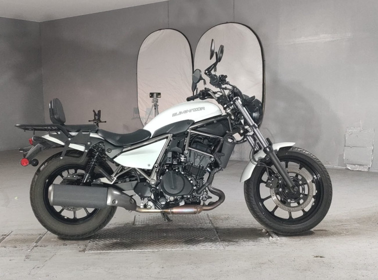 Мотоцикл Kawasaki ELIMINATOR 400 с пробегом 2003 km