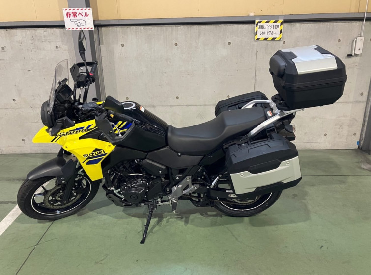 Мотоцикл Suzuki V-STROM DL250 з пробігом 855 km