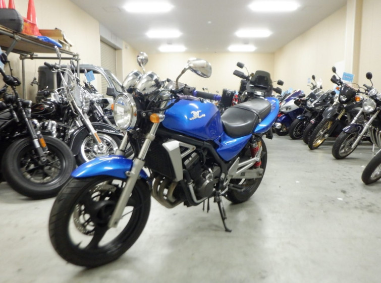 Мотоцикл Kawasaki BALIUS2 з пробігом 14288 km