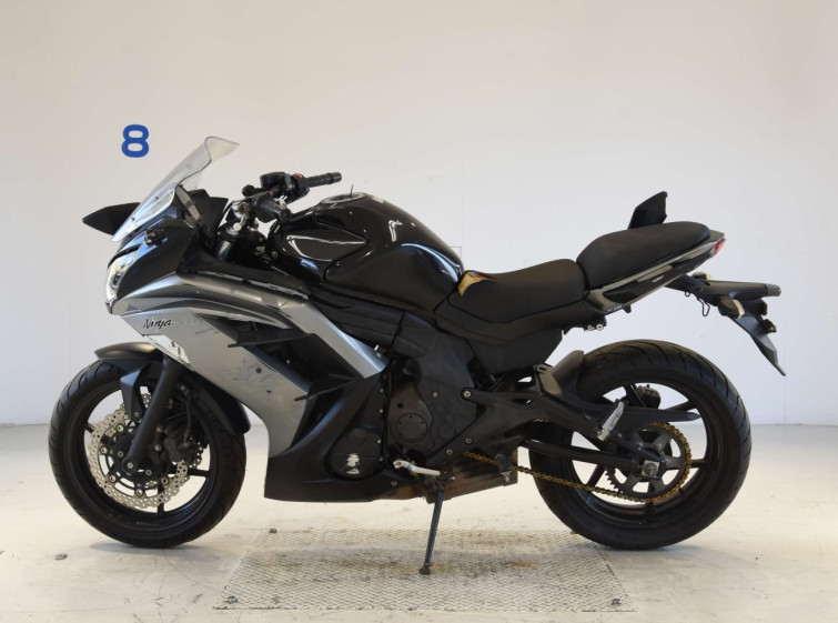 Мотоцикл Kawasaki NINJA400