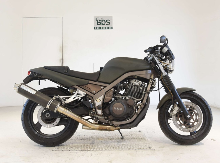 Мотоцикл Yamaha SRX400 з пробігом 32533 km