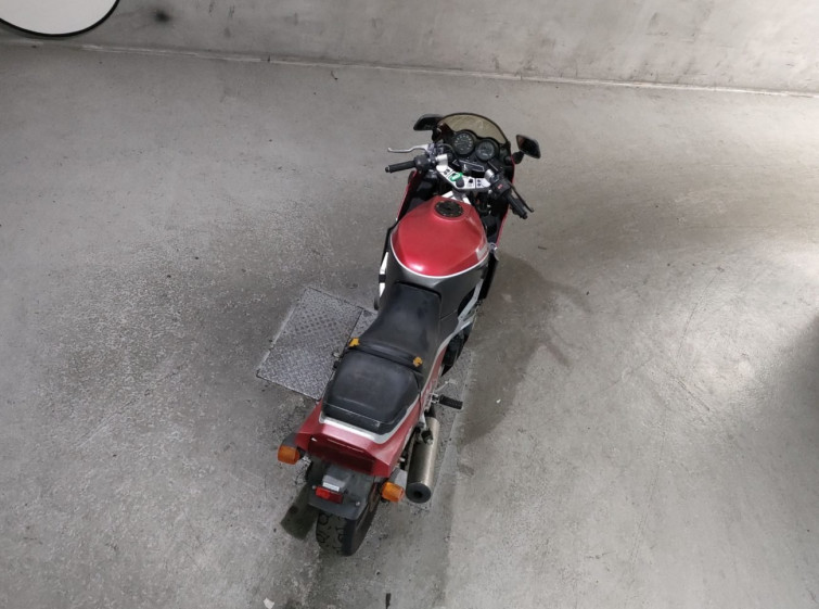 Мотоцикл Kawasaki GPZ400R с пробегом 29987 km