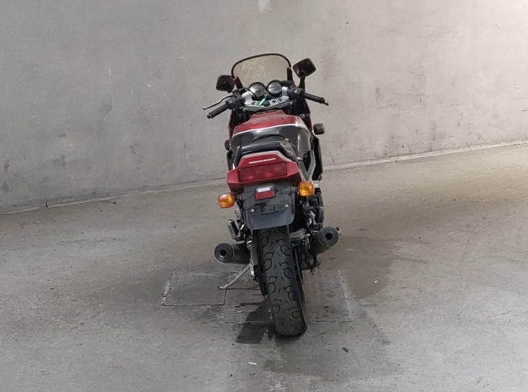 Мотоцикл Kawasaki GPZ400R с пробегом 29987 km