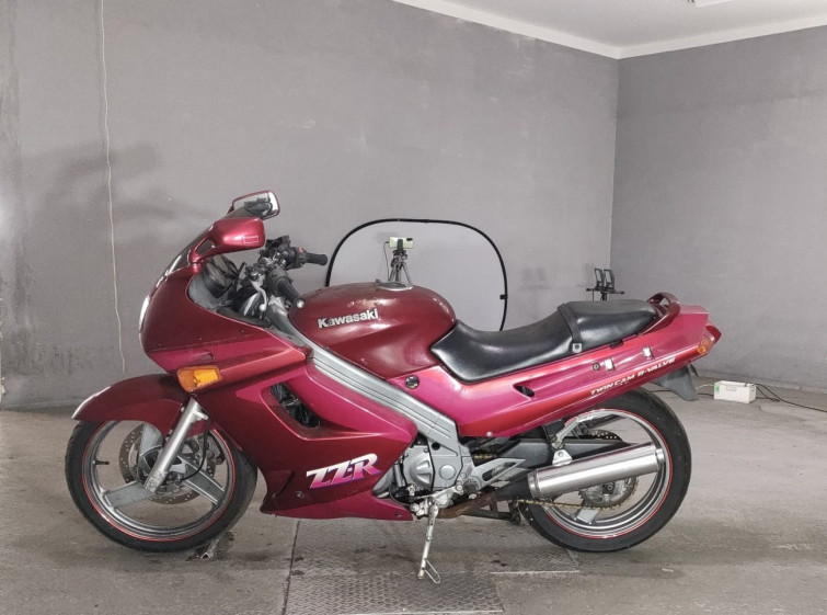 Мотоцикл Kawasaki ZZ-R250 с пробегом 13241 km