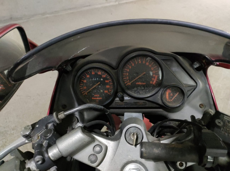 Мотоцикл Kawasaki ZZ-R250 с пробегом 13241 km