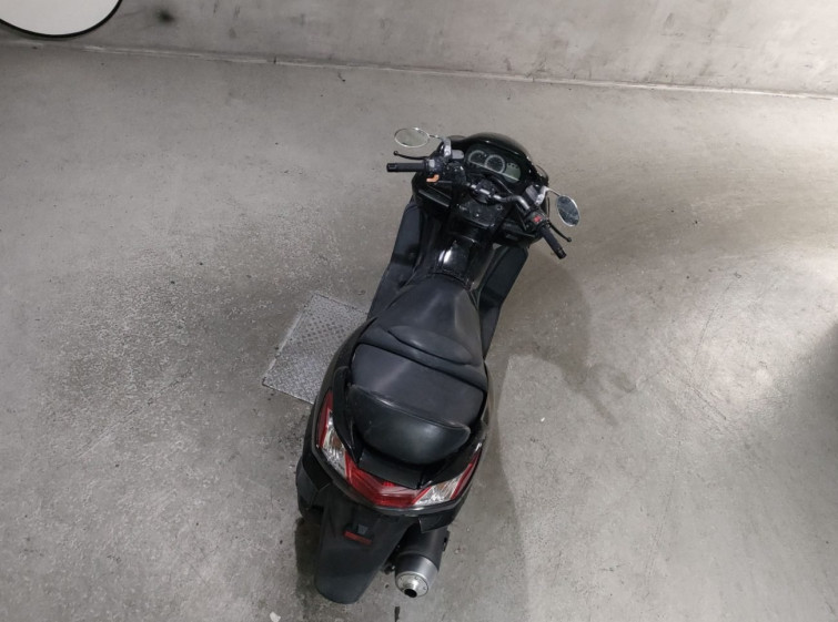 Мотоцикл Yamaha MAJESTY 250 с пробегом 51295 km