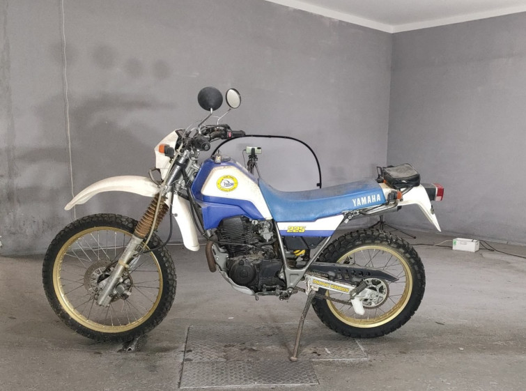 Мотоцикл Yamaha SEROW XT225 с пробегом 3210 km