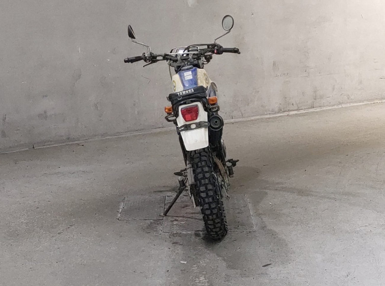 Мотоцикл Yamaha SEROW XT225 с пробегом 3210 km