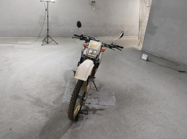 Мотоцикл Yamaha SEROW XT225 с пробегом 3210 km