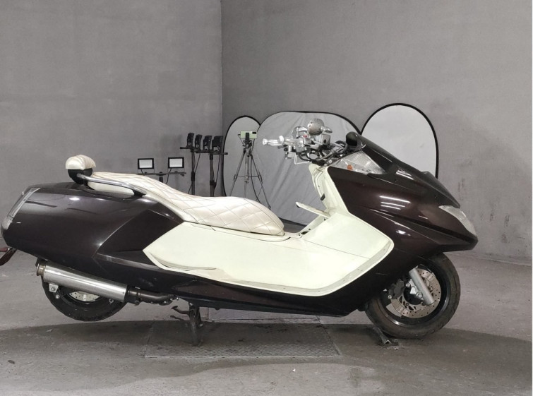 Мотоцикл Yamaha MAXAM250 з пробігом 8492 km