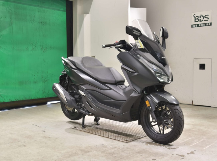 Мотоцикл Honda FORZA с пробегом 11801 km