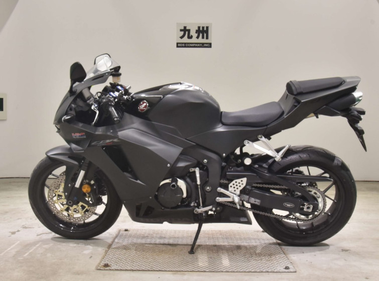 Мотоцикл Honda CBR600RR с пробегом 4290 km
