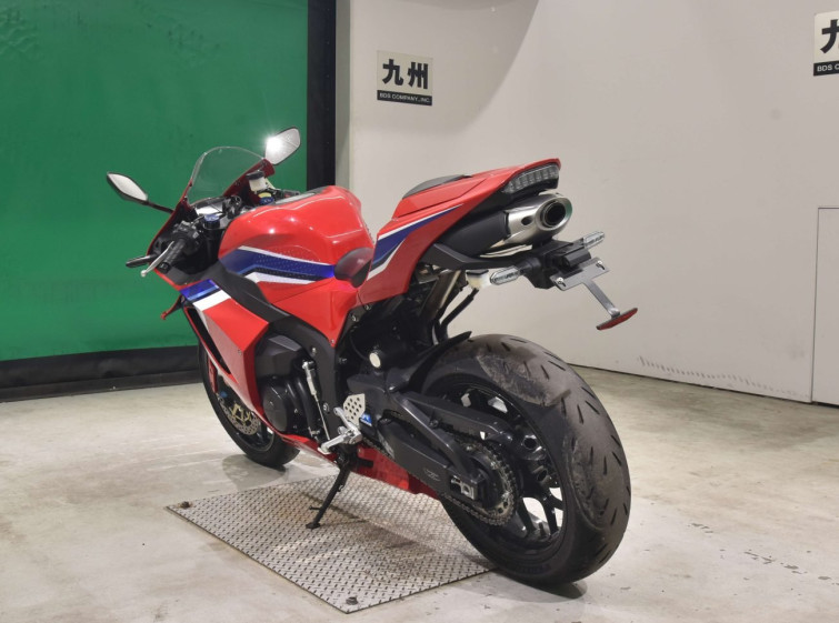 Мотоцикл Honda CBR600RR з пробігом 5829 km