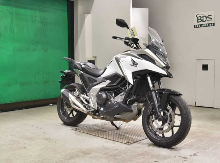 Мотоцикл Honda NC750X з пробігом 24217 km