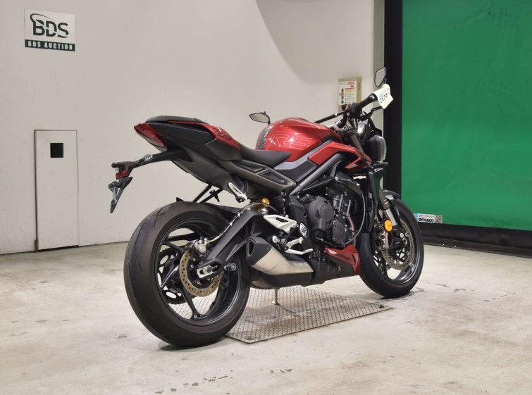Мотоцикл Triumph STREET TRIPLE RS с пробегом 4186 km