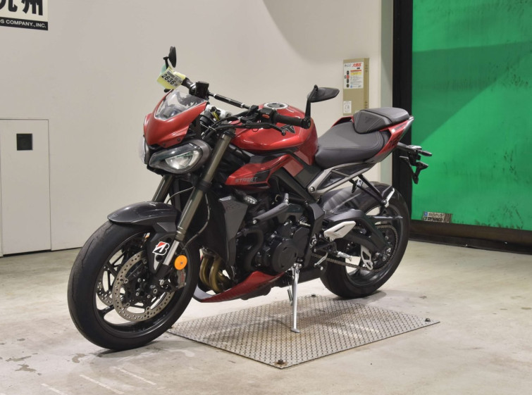Мотоцикл Triumph STREET TRIPLE RS с пробегом 4186 km