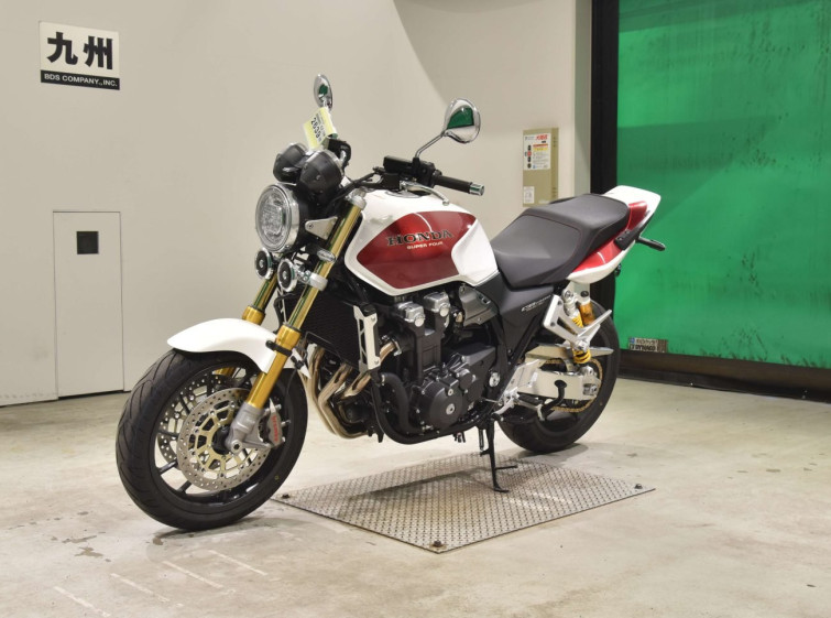 Мотоцикл Honda CB1300SF з пробігом 272 km