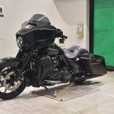 Мотоцикл HD STREET GLIDE FLHXS1870 с пробегом 16133 km