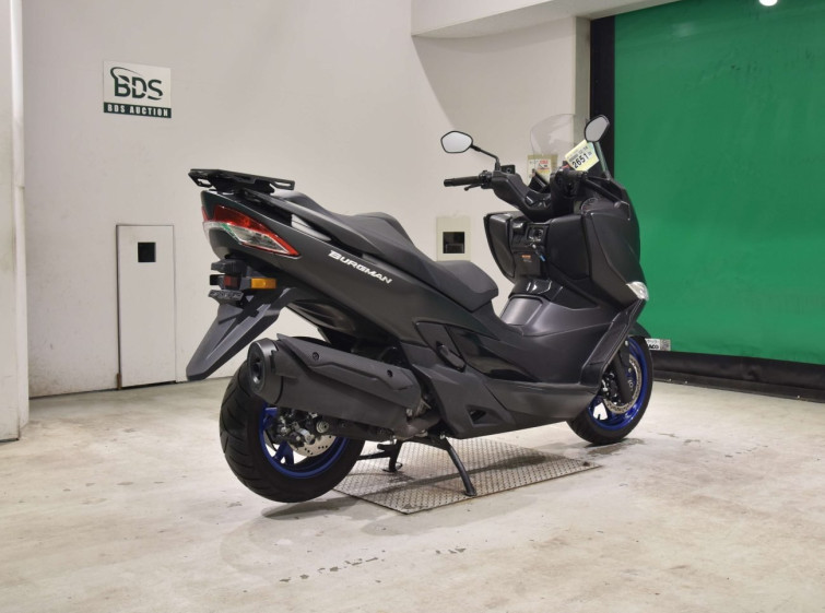 Мотоцикл Suzuki BURGMAN125 с пробегом 6977 km
