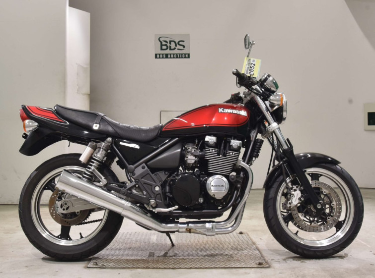 Мотоцикл Kawasaki ZEPHYR400 з пробігом 8329 km