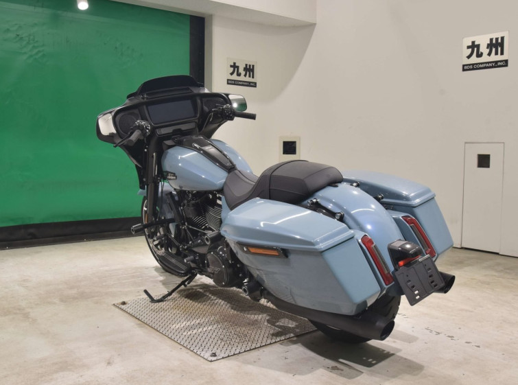 Мотоцикл HD FLHX1920 з пробігом 2317 km