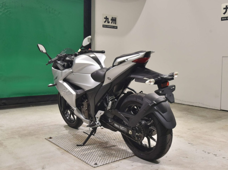 Мотоцикл Suzuki GIXXER250SF з пробігом 3318 km