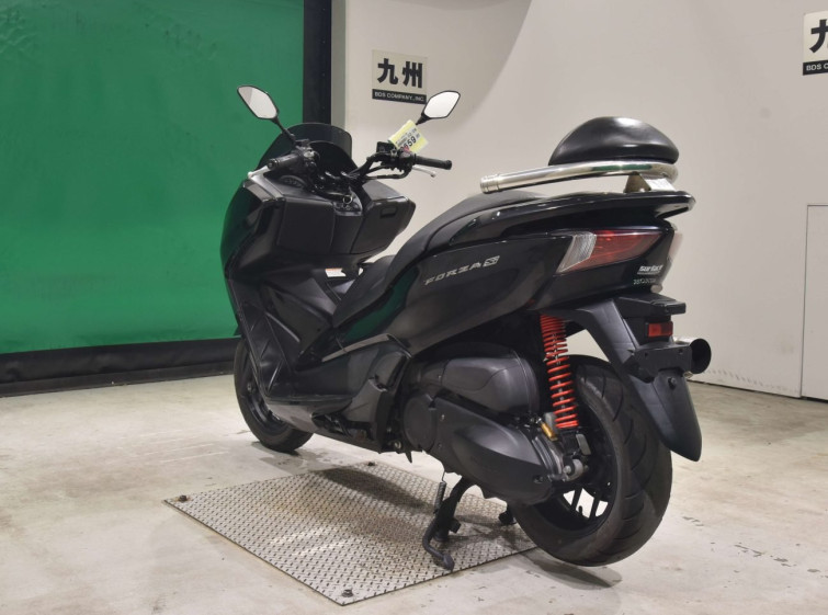 Мотоцикл Honda FORZA SI з пробігом 28763 km
