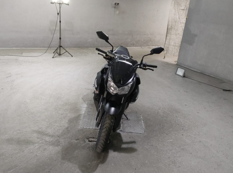 Мотоцикл Kawasaki Z1000 с пробегом 3642 km
