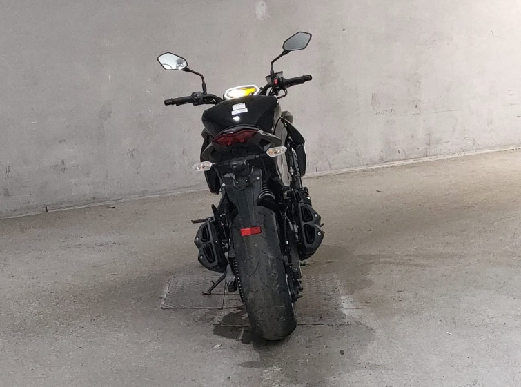 Мотоцикл Kawasaki Z1000 с пробегом 3642 km