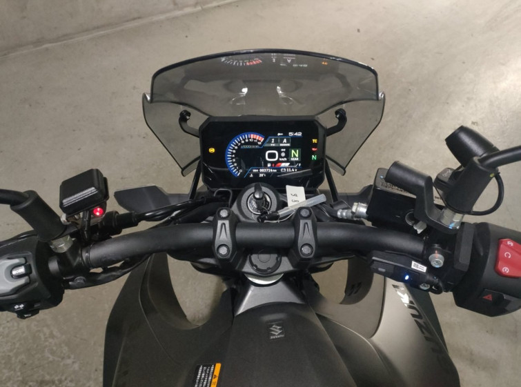 Мотоцикл Suzuki GSX-8S с пробегом 3714 km