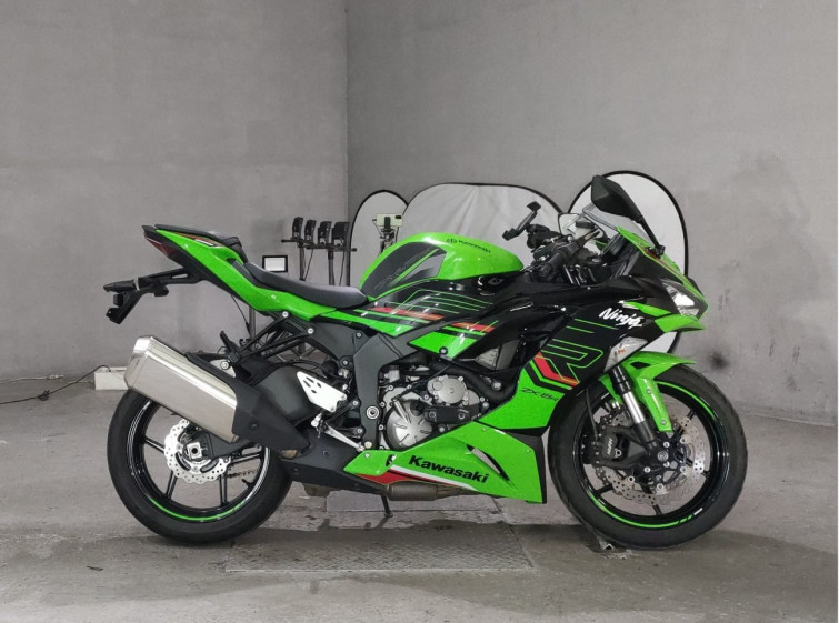 Мотоцикл Kawasaki ZX-6R с пробегом 6144 km