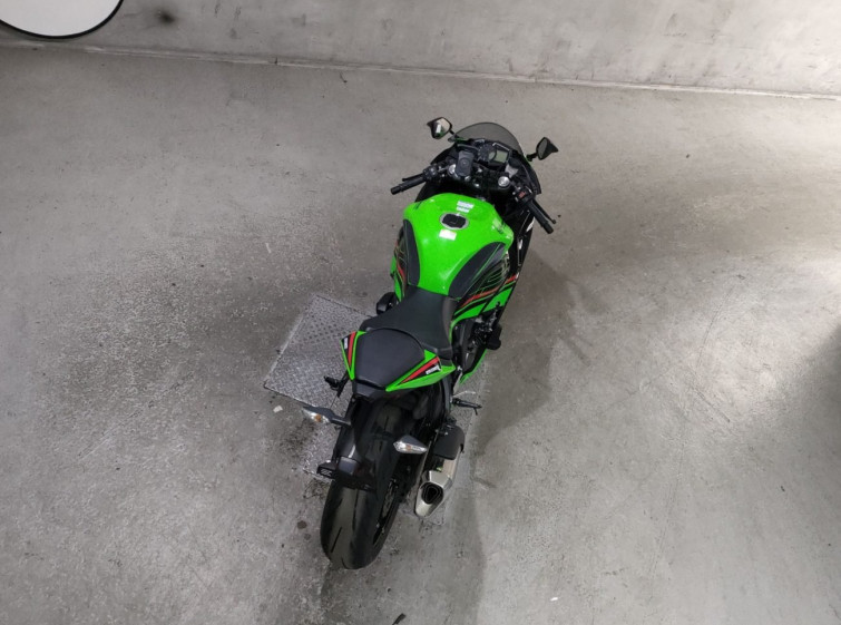 Мотоцикл Kawasaki ZX-6R с пробегом 6144 km