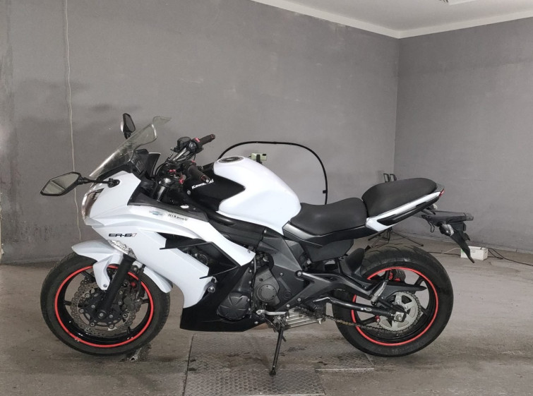 Мотоцикл Kawasaki NINJA650 з пробігом 21941 km