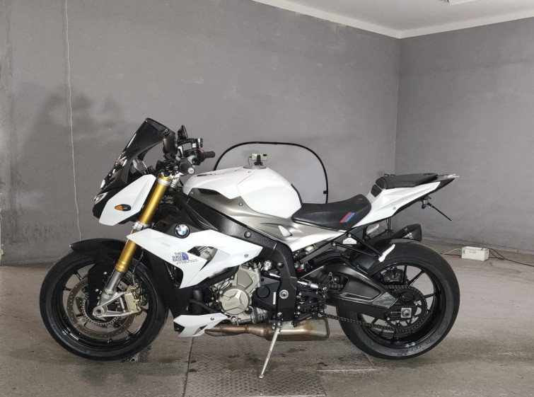 Мотоцикл BMW S1000R с пробегом 16118 km