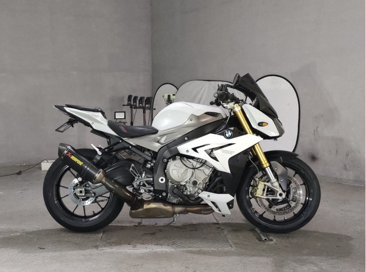 Мотоцикл BMW S1000R с пробегом 16118 km