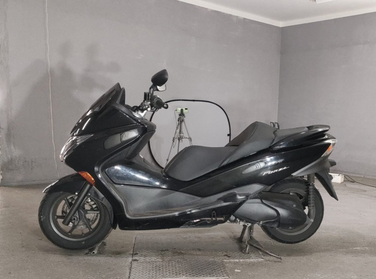 Мотоцикл Honda FORZA X з пробігом 15712 km