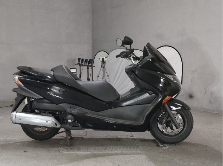 Мотоцикл Honda FORZA X з пробігом 15712 km