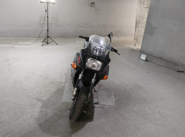 Мотоцикл Kawasaki GPZ1000RX з пробігом 13667 km