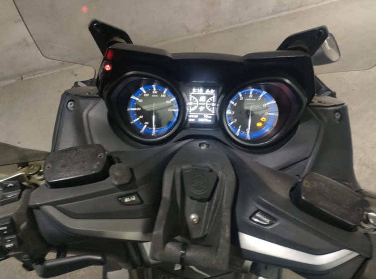 Мотоцикл Yamaha T-MAX560 с пробегом 13875 km