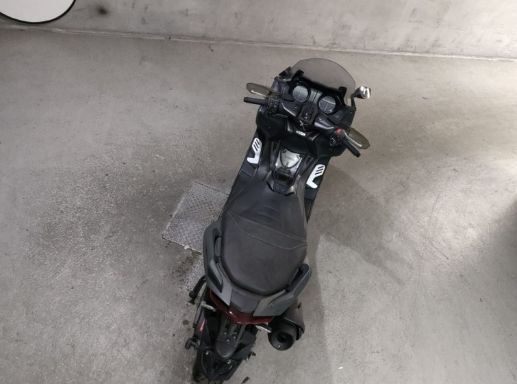 Мотоцикл Yamaha T-MAX560 с пробегом 13875 km