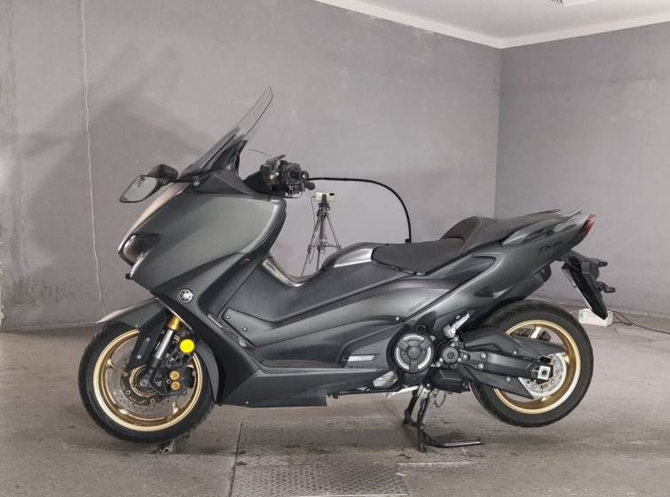 Мотоцикл Yamaha T-MAX560 с пробегом 13875 km