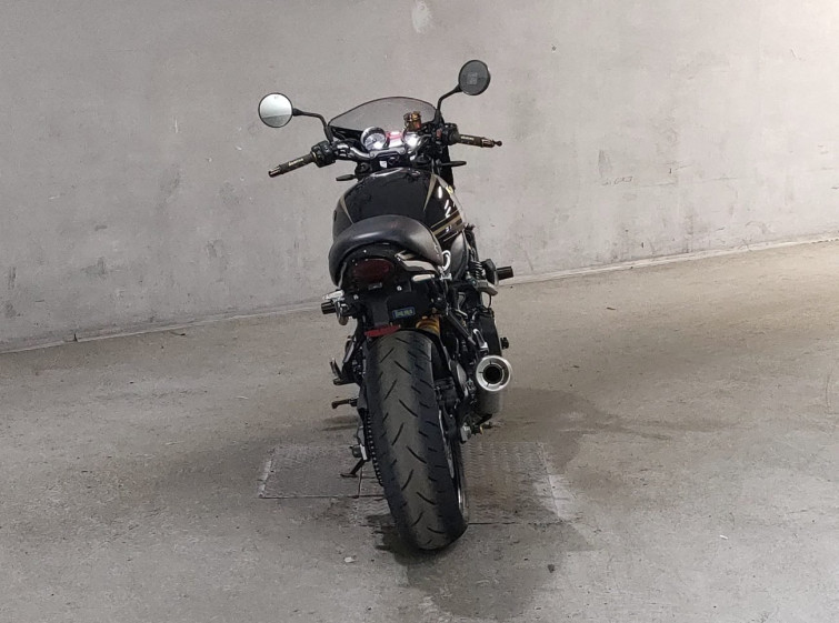 Мотоцикл Kawasaki Z900RS CAFE з пробігом 6564 km
