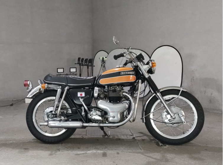 Мотоцикл Kawasaki W1S з пробігом 44621 km