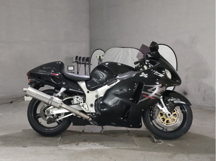 Мотоцикл Suzuki GSX1300R HAYABUSA