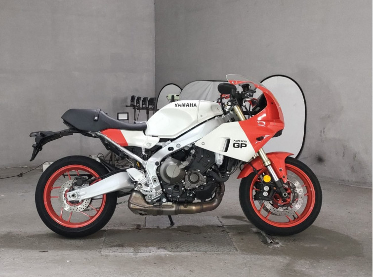 Мотоцикл Yamaha XSR900GP с пробегом 7202 km