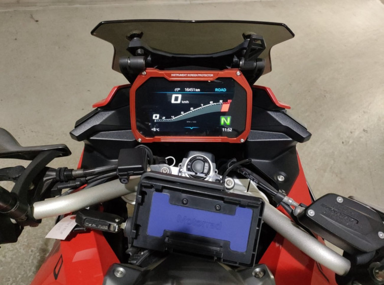 Мотоцикл BMW F900XR з пробігом 16451 km