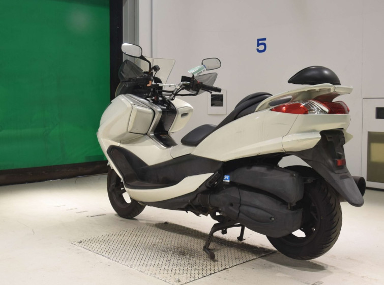 Мотоцикл Yamaha MAJESTY 250 з пробігом 71543 km