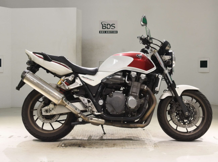 Мотоцикл Honda CB1300SF з пробігом 108694 km