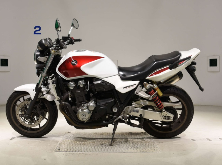 Мотоцикл Honda CB1300SF з пробігом 108694 km